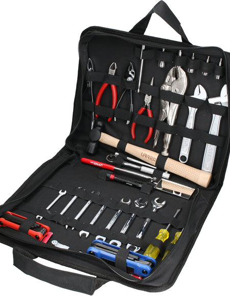 Juego automotriz en portafolio 31 piezas Urrea.