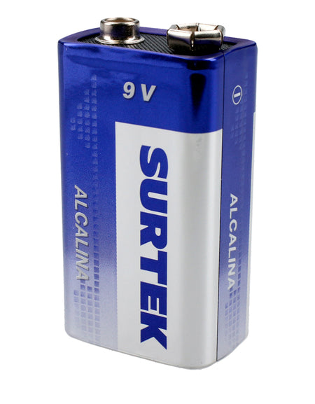 Pila alcalina de 9 volts Surtek.