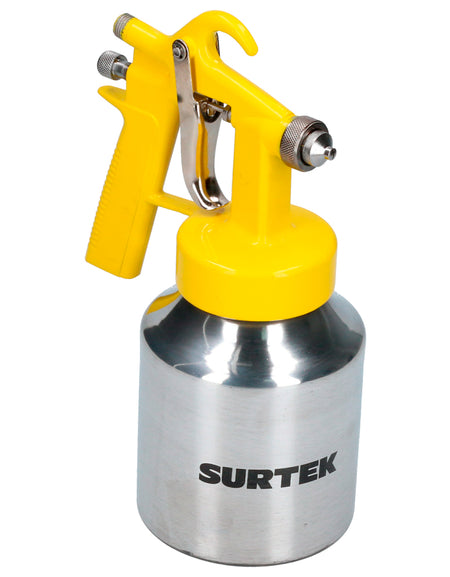 Pistola para pintar de baja presión con una presión de trabajo de 45 psi, capacidad de vaso de 1 L, entrada de aire de 1/4" NPT. Consumo de aire de 3.8 sfcm, diámetro interno de manguera 3/8" Surtek