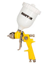 Pistola de gravedad con vaso plástico con presión de trabajo de 50 psi, capacidad de vaso de 600 ml, entrada de aire 1/4" NPT. Consumo de aire de 7.5 scfm, diámetro interno de manguera de 3/8" Surtek